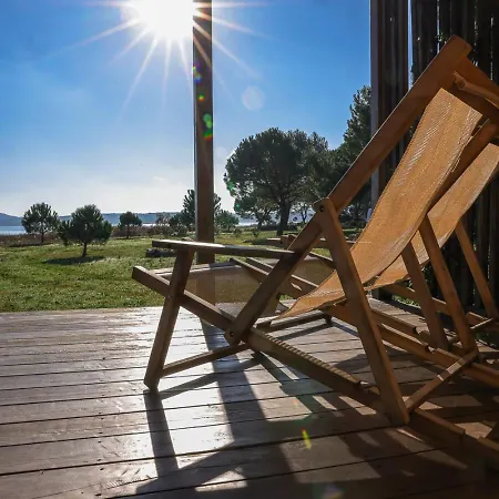 Camp Vransko - Mobile Homes Aldeamento Turístico 4*