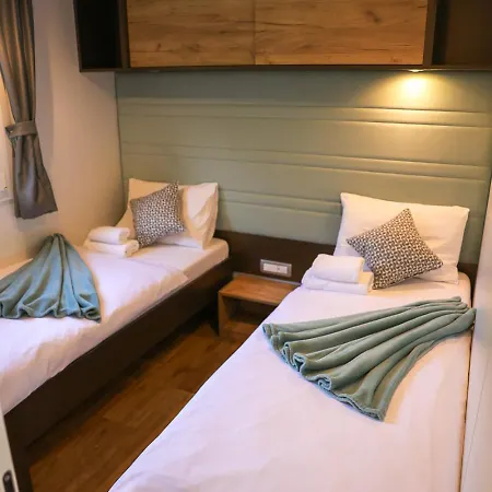 Camp Vransko - Mobile Homes 4* Pakoštane