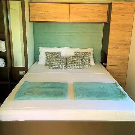 Camp Vransko - Mobile Homes 4* Pakoštane