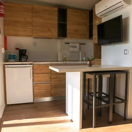 Camp Vransko - Mobile Homes 파코스탄