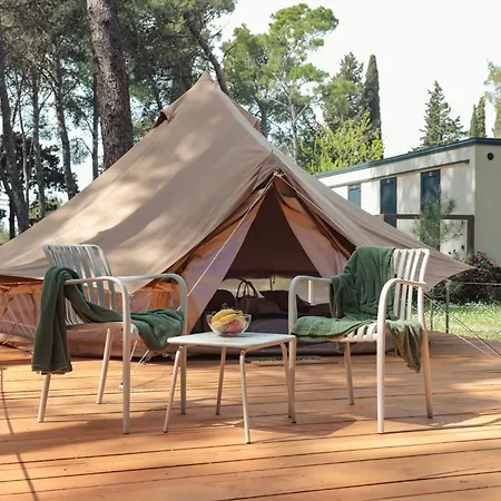Camp Vransko - Mobile Homes 홀리데이파크 파코스탄
