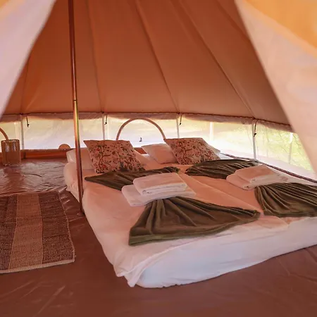 홀리데이파크 Camp Vransko - Mobile Homes 4*