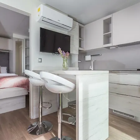 Camp Vransko - Mobile Homes منتزه العطل باكوشتاني