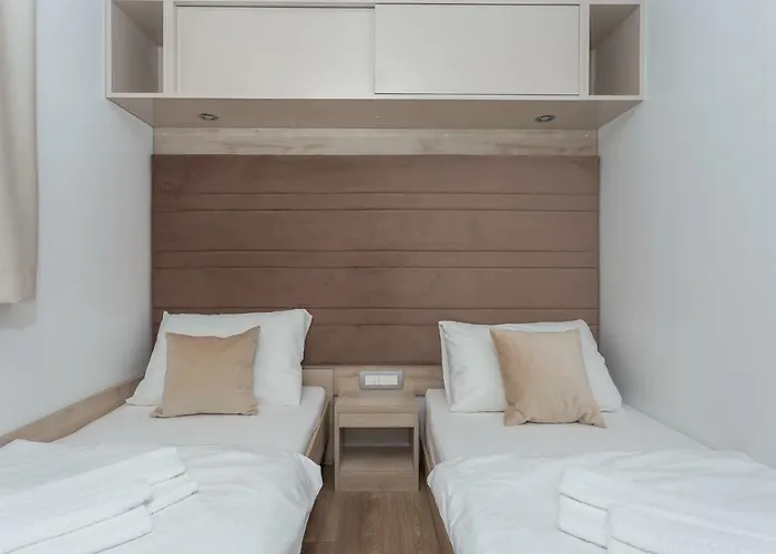 Camp Vransko - Mobile Homes 4*